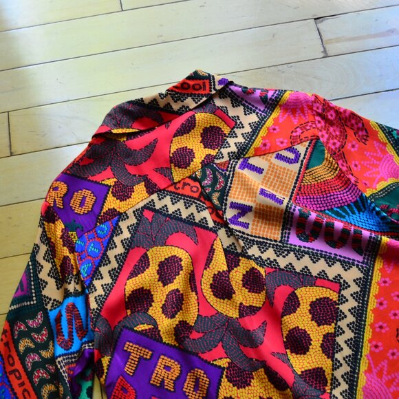 Farm Rio Dotted Patch Scarf Shirt Size XS - Picture 10 of 14